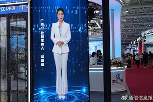 Chân phụ nữ nóng bỏng: Trương Lâm Diễm bị chân phụ nữ Xa Cốc Giang Vũ Hán triệu hồi